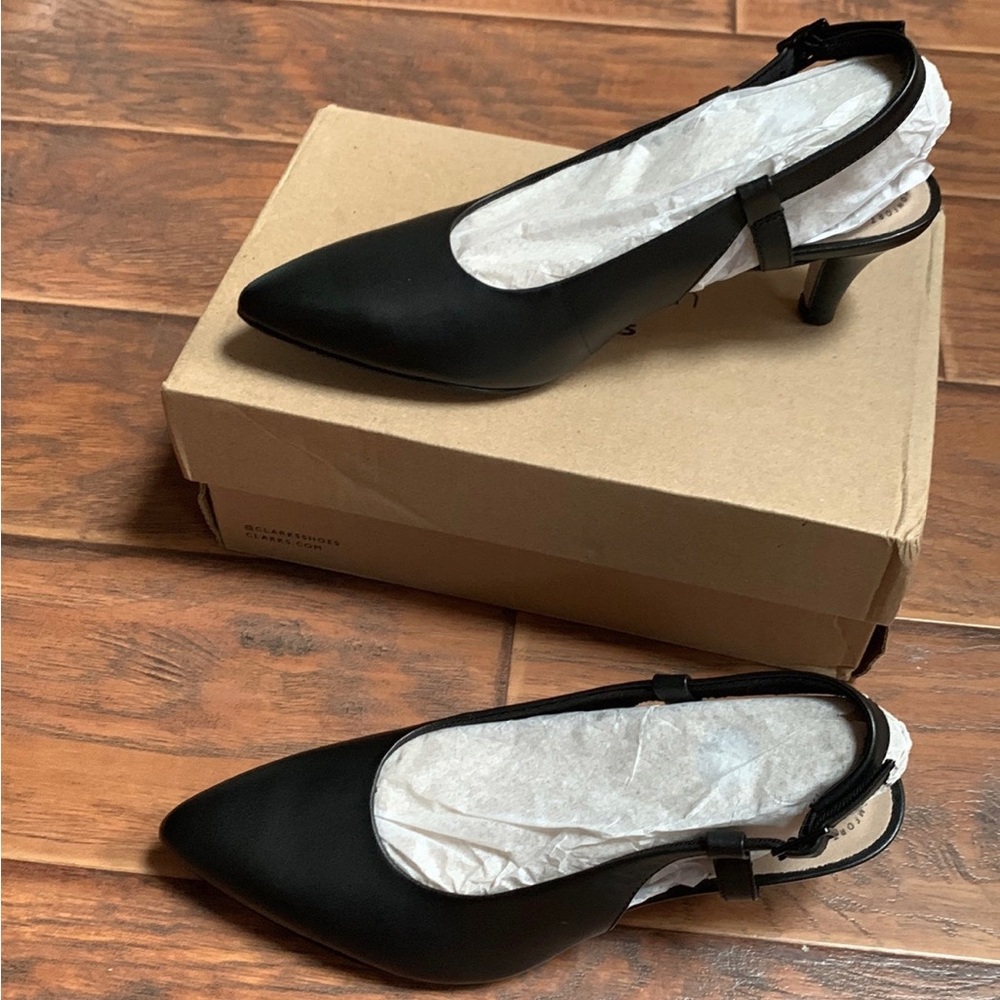 Clarks Linvale loop sling black leather size 8 only tried once